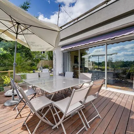 Penzion La Maison Des Pins Au Pyla Sur 4*
